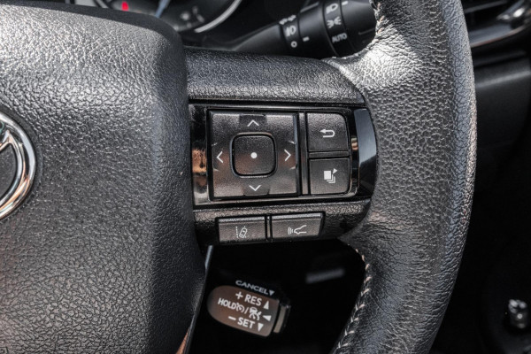 2025 Toyota HiLux GUN126R Rogue 48V Ute Image 12