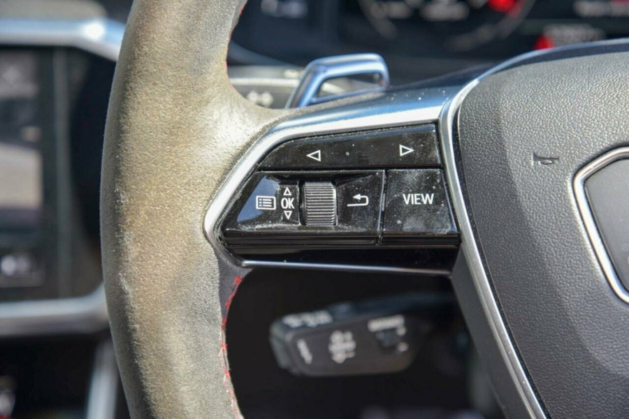 2021 Audi RS 6 C8 Wagon Image 11