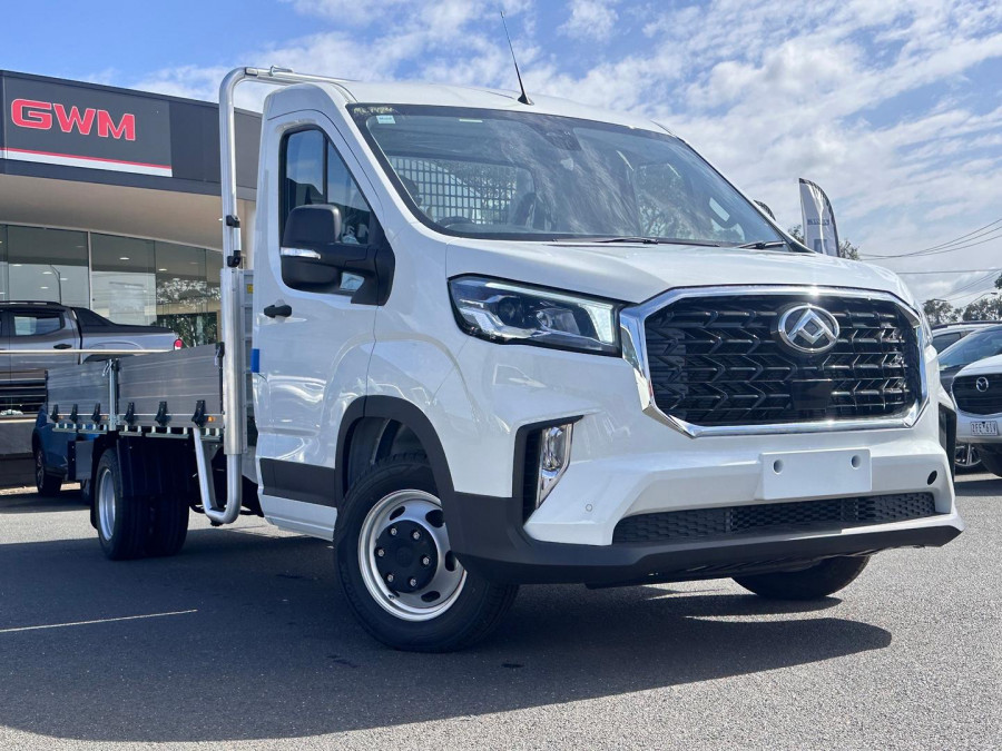 2025 MY24 LDV Deliver 9  XLWB Cab Chassis Image 1