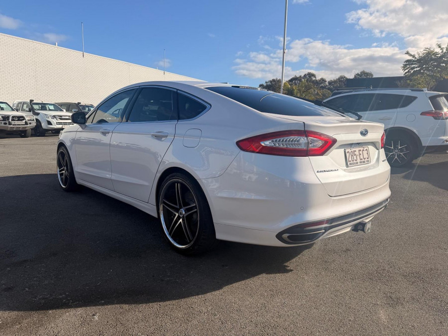 2016 Ford Mondeo MD Trend Hatch Image 8