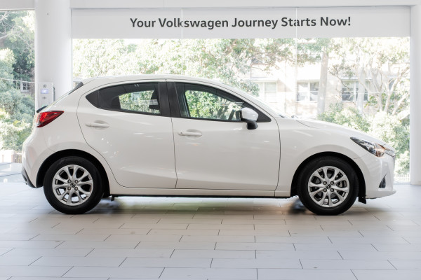 2017 Mazda 2 DJ Series Maxx Hatch Image 3