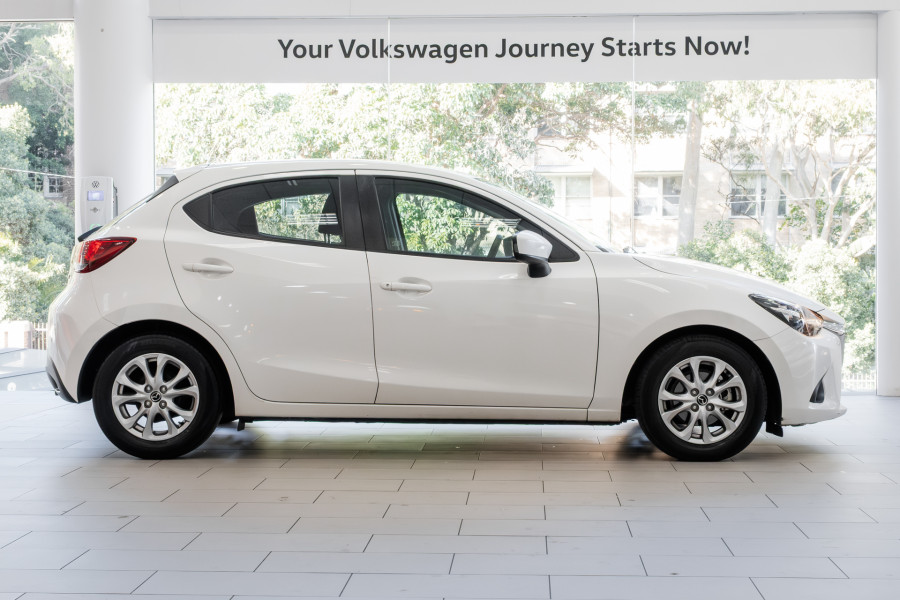 2017 Mazda 2 DJ Series Maxx Hatch Image 3
