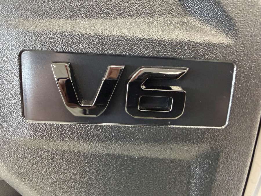 2026 MY26.5 Ford Everest UB Sport SUV Image 10