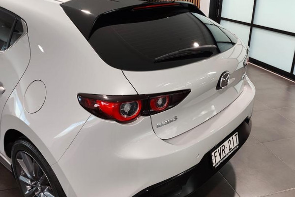 2025 Mazda 3 BP Series G20 Touring Hatch Image 7