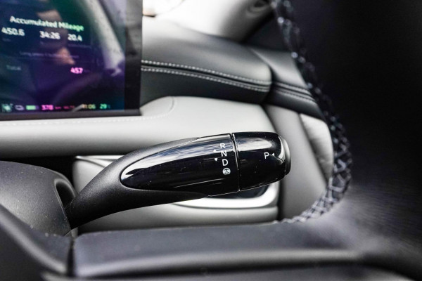 2025 MG IM5 P12L Performance Hatch Image 22