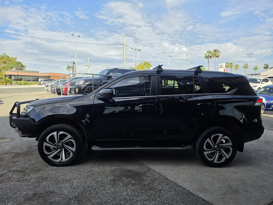2021 Isuzu MU-X RJ LS-T SUV Image 10