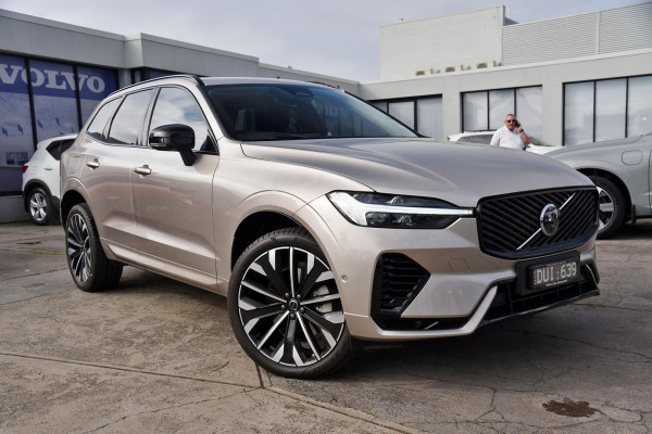2025 MY26 Volvo XC60 UZ Ultra T8 Plug-in Hybrid Dark SUV Image 1