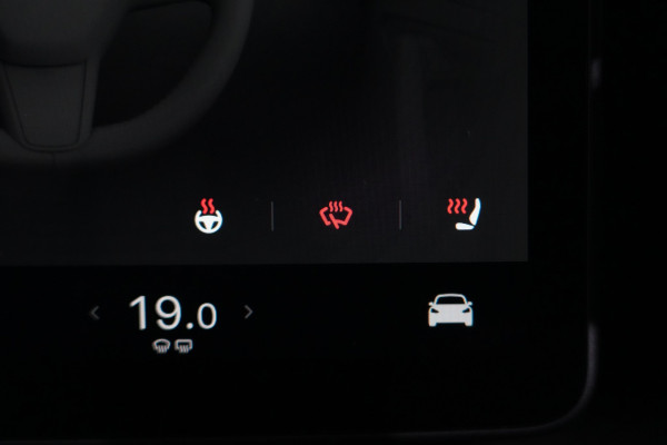2023 Tesla Model Y  Performance SUV Image 19