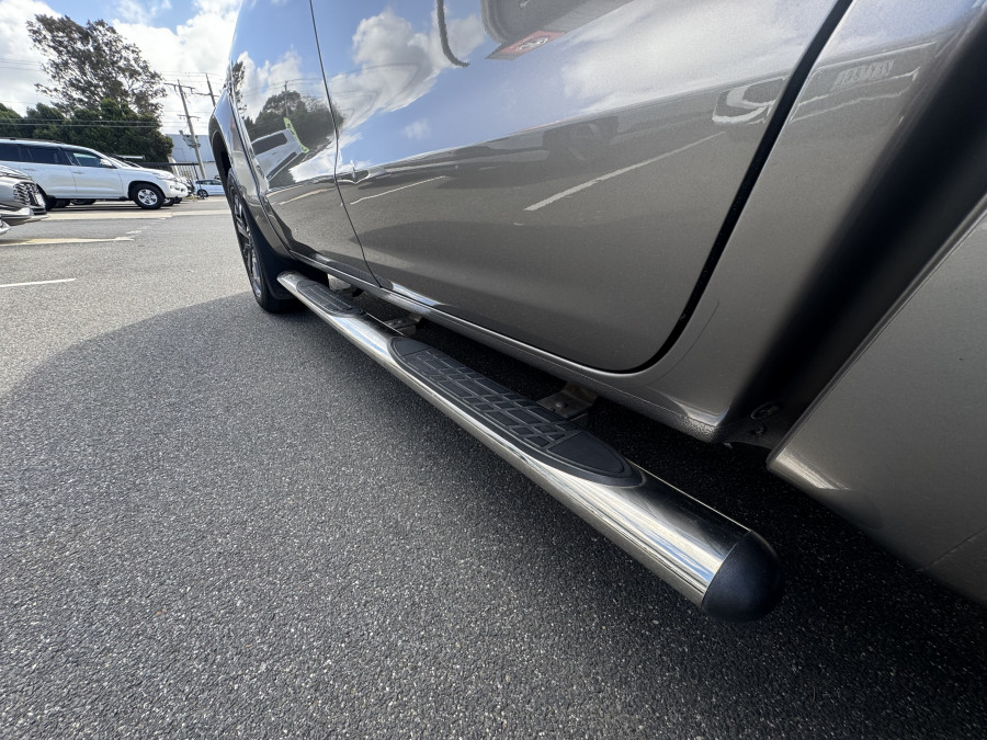2022 Volkswagen Amarok 2H TDI580 Highline Ute Image 13