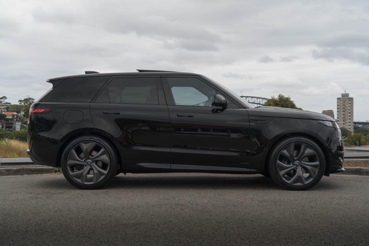 2024 Land Rover Range Rover Sport L461 D350 Autobiography SUV Image 3