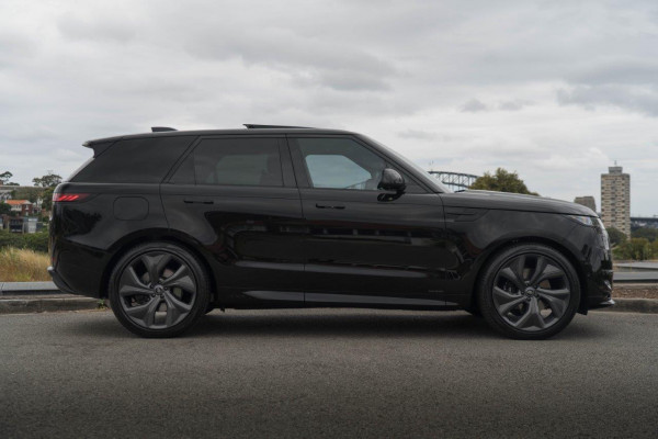 2024 Land Rover Range Rover Sport L461 D350 Autobiography SUV Image 3