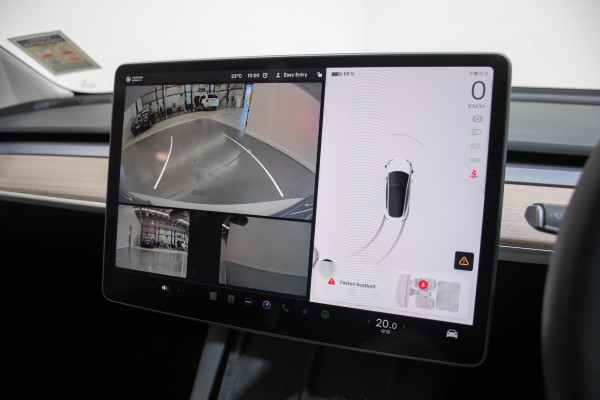 2023 Tesla Model 3  Rear-Wheel Drive Sedan image 19