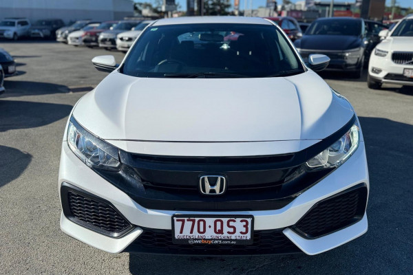2019 Honda Civic 10th Gen VTi Sedan Image 3