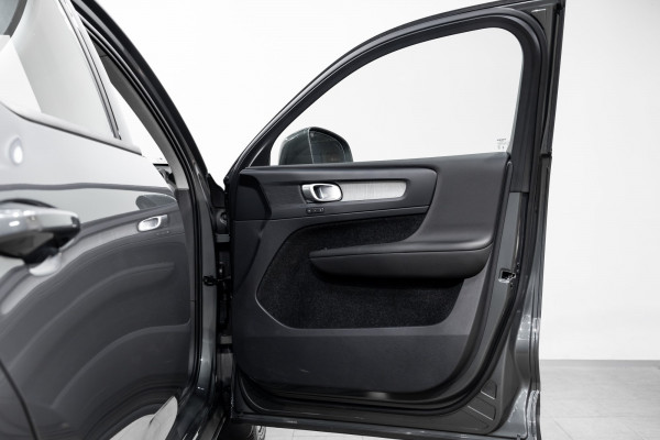2026 Volvo XC40 XZ Plus B4 SUV Image 9