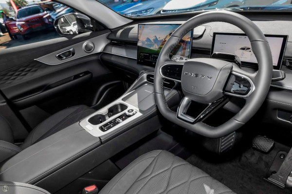 2026 Chery Tiggo 8 T31 Super Hybrid Urban SUV Image 7