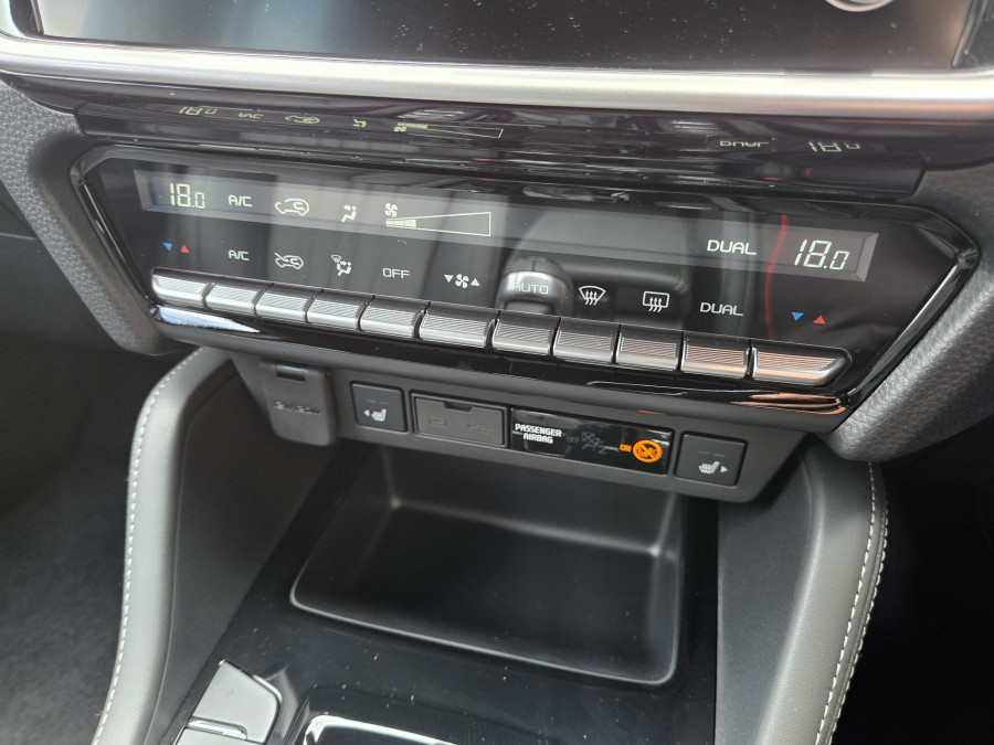 2026 Isuzu MU-X RJ LS-T SUV Image 16