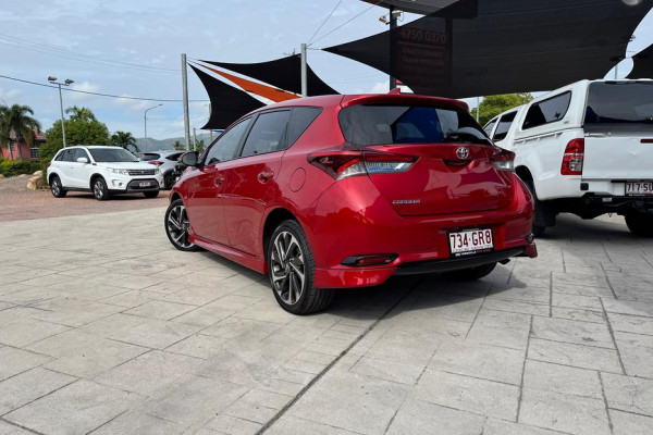 2018 Toyota Corolla ZRE182R SX Hatch Image 5