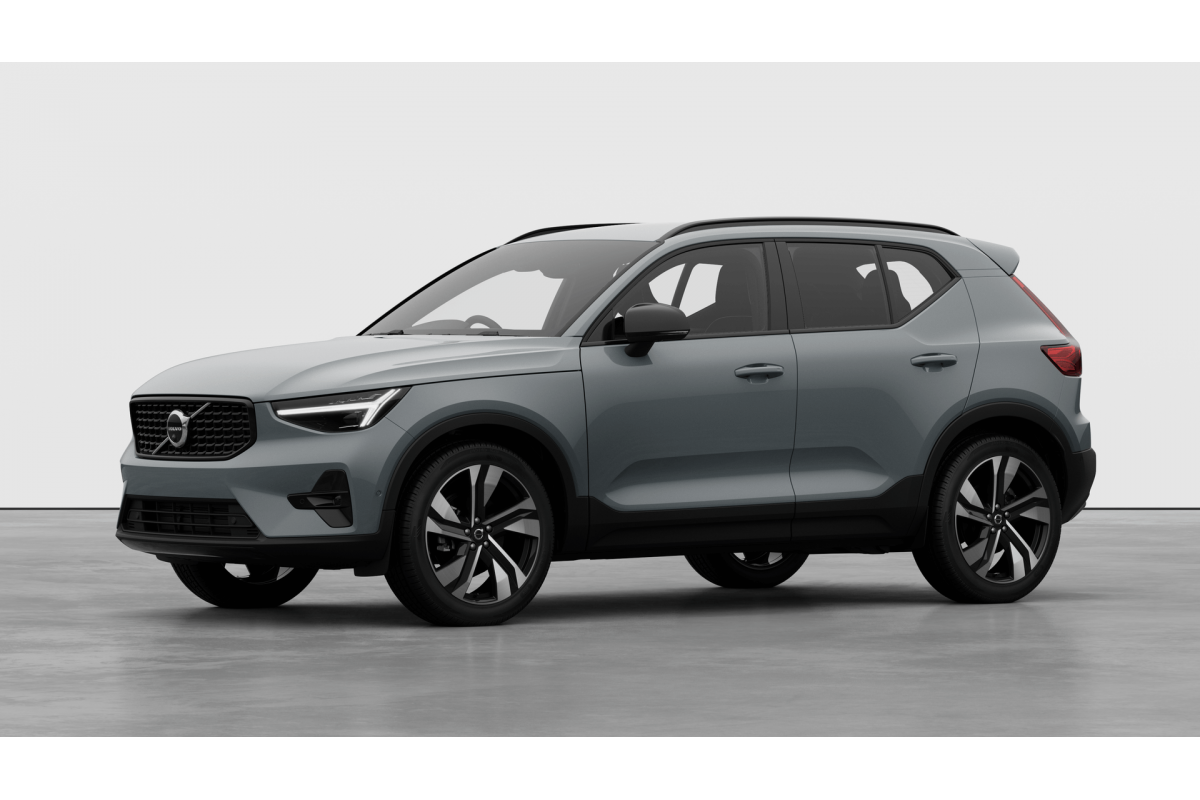 2026 Volvo XC40 XZ Ultra B4 Dark SUV