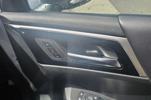 2025 Mitsubishi Outlander ZM Exceed SUV Image 19