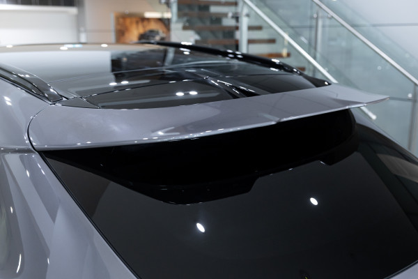 2025 Aston Martin DBX Wagon Image 35