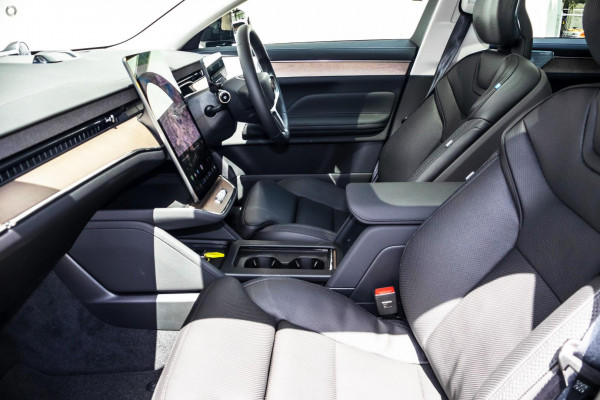 2026 Volvo ES90  Ultra Single Motor Sedan Image 8