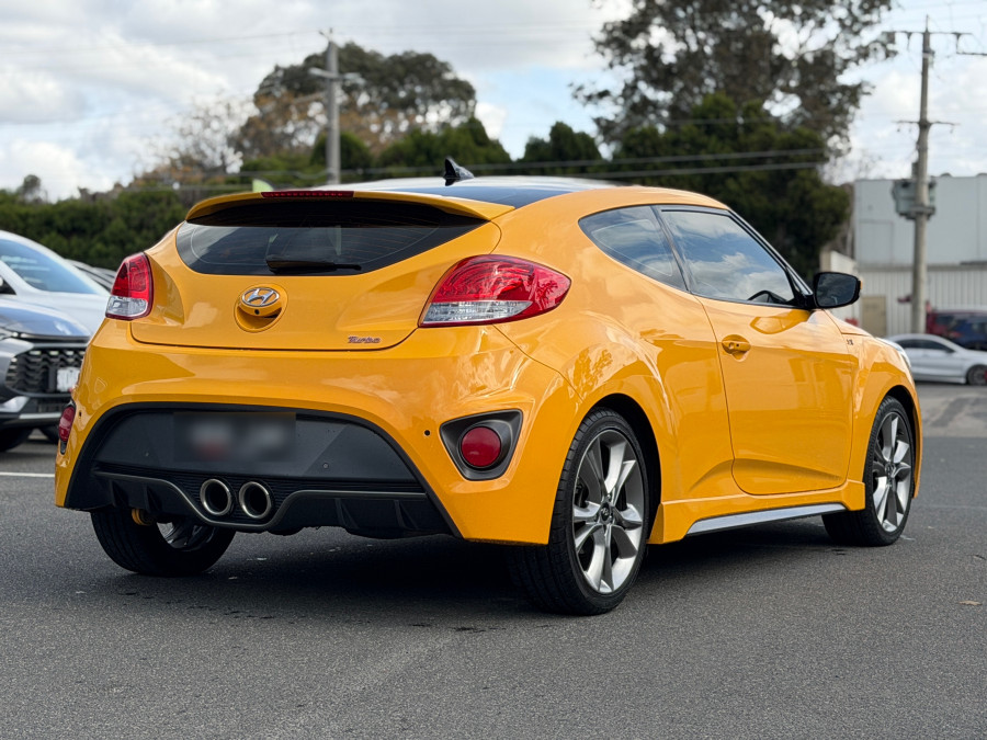 2016 Hyundai Veloster FS5 Series II SR Turbo Hatch Image 5