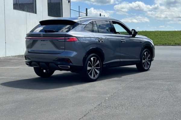 2026 MG HS Essence SUV Image 3