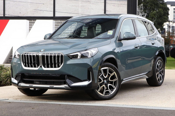 2026 BMW X1 U11 sDrive18i SUV image 3