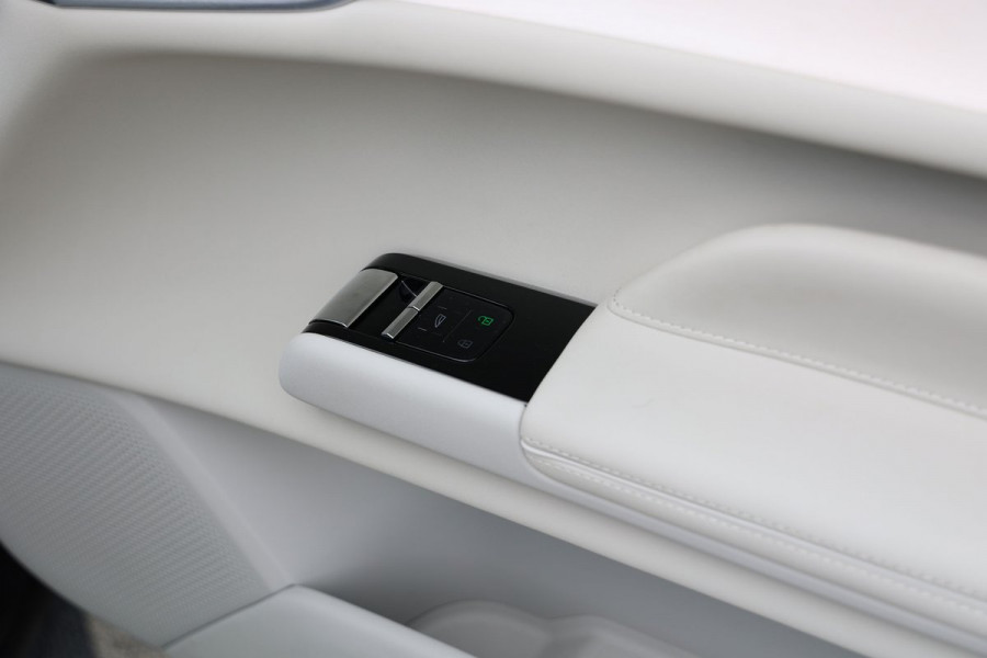 2026 Volvo ES90  Ultra Single Motor Sedan Image 13