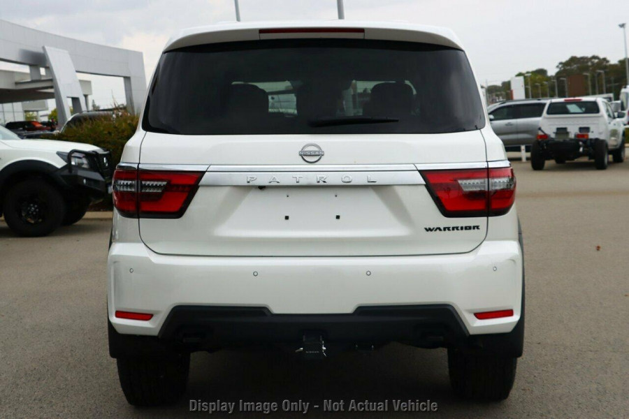 2025 Nissan Patrol Y62 Warrior SUV Image 18