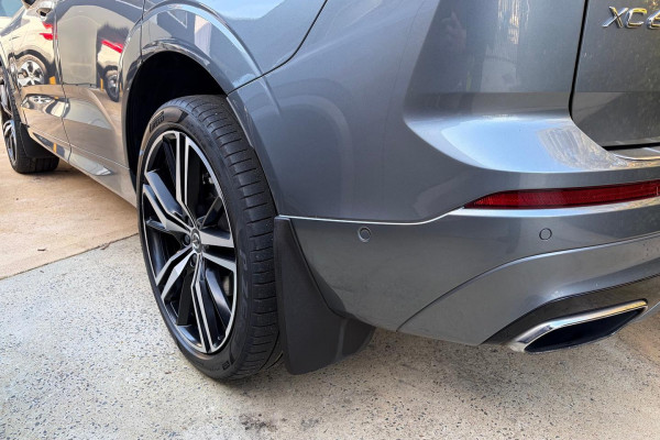 2020 Volvo XC60 UZ T6 R-Design SUV Image 17