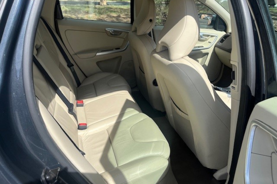 2011 MY13 Volvo XC60 DZ D5 SUV Image 23
