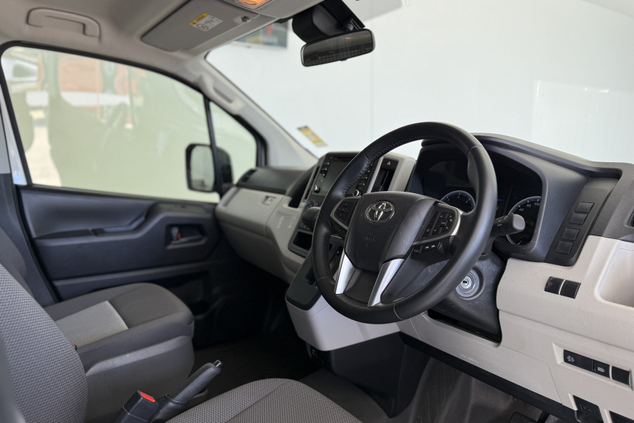2019 Toyota HiAce Commuter GL Commuter GL Van Image 11