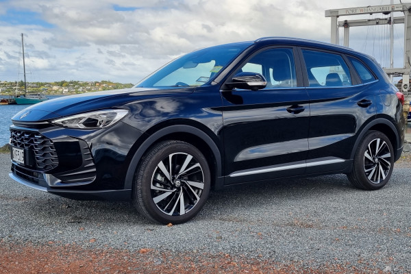 2024 MG ZS Essence 1.5P/Hybrid SUV Image 5