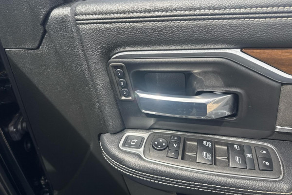 2022 Ram 2500 DJ Laramie Ute Image 14