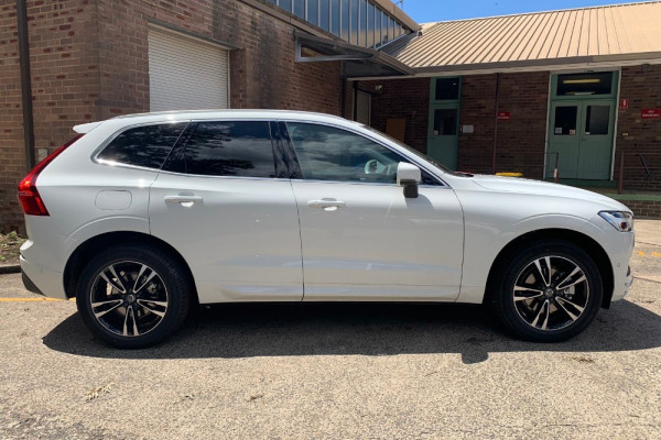 2020 Volvo XC60 UZ D4 Inscription Suv Image 2