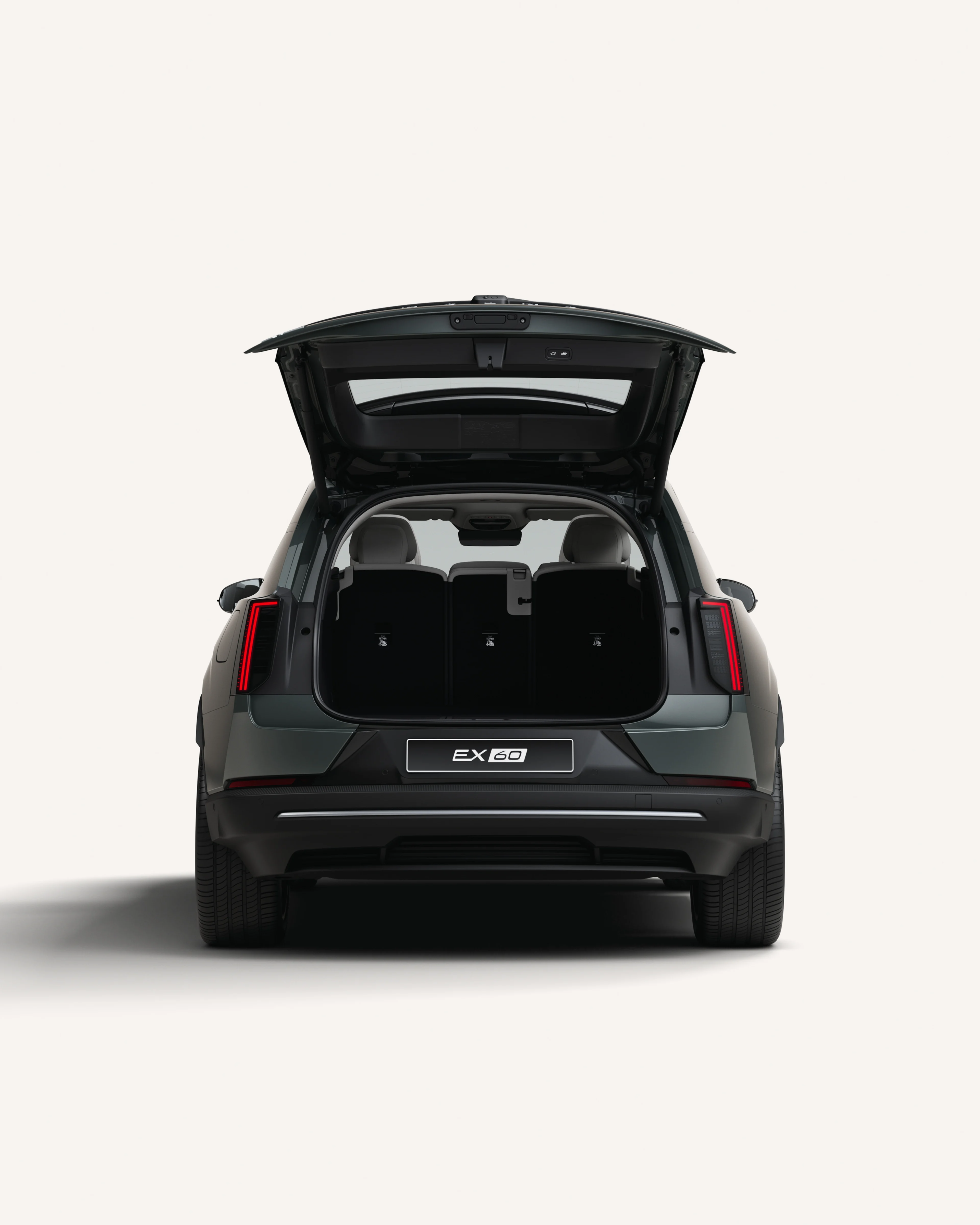 Boot space and tailgate
