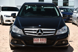 2011 Mercedes-Benz C-class W204 MY11 C200 BlueEFFICIENCY Sedan Image 2