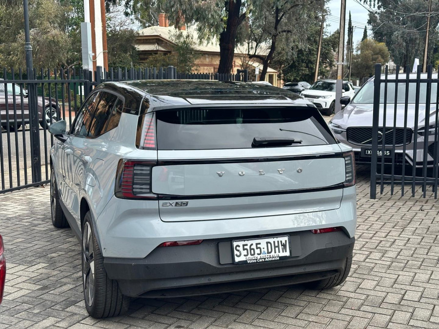 2024 MY25 Volvo EX30  Twin Motor Performance Ultra SUV Image 3