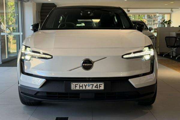 2024 Volvo EX30  Single Motor Extended Range Plus SUV Image 3