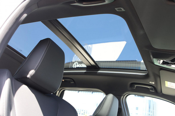 2025 BMW X1 U11 xDrive20i M Sport SUV image 16