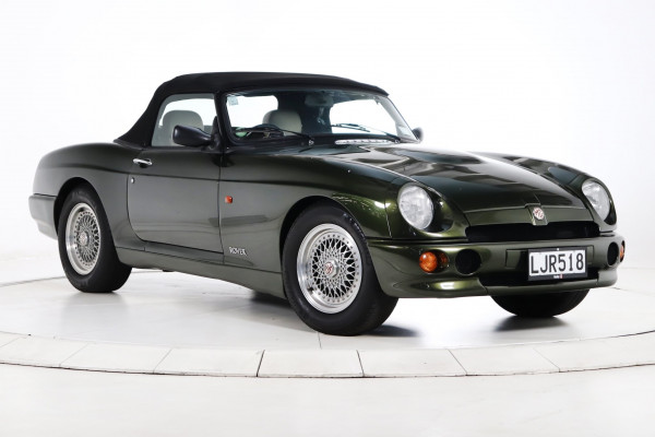 1996 MG RV8 Rover Coupe Image 4
