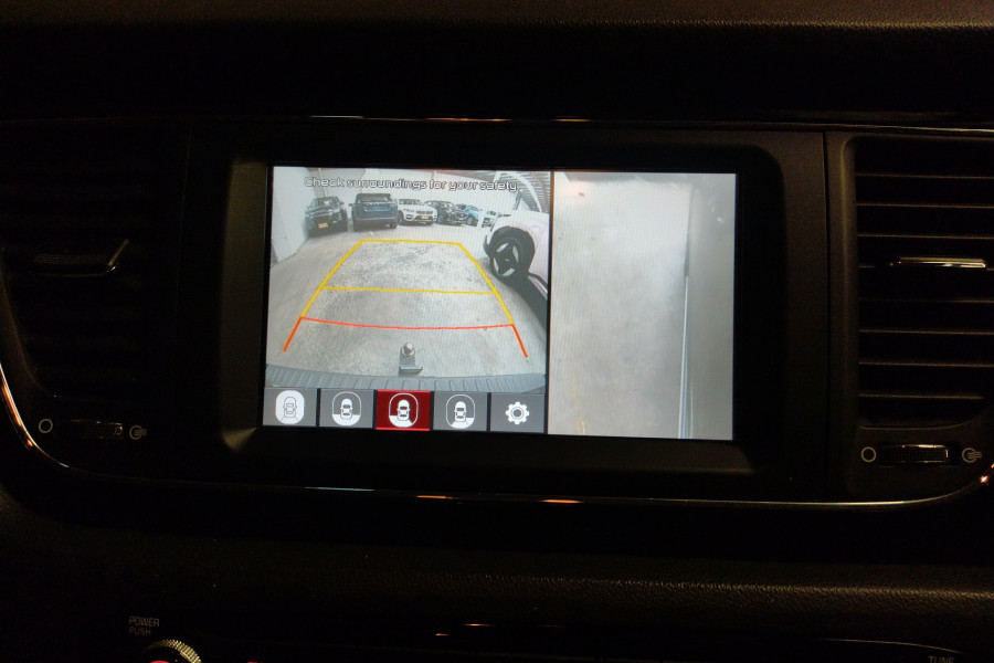 2015 MY16 Kia Carnival YP Platinum People Mover