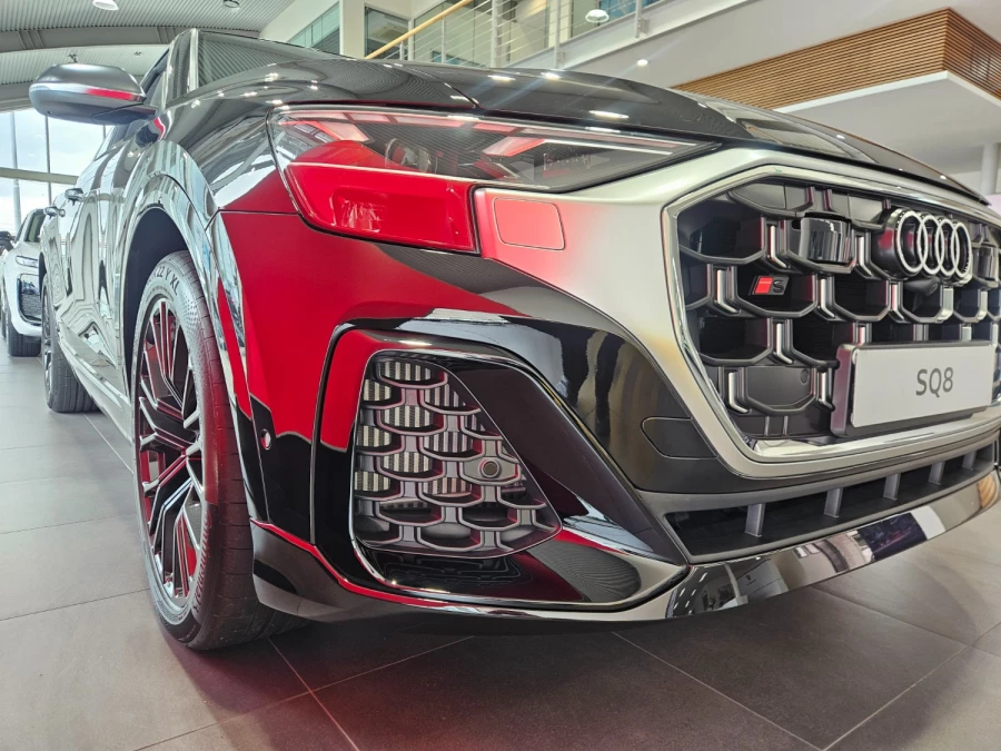 2026 Audi SQ8 TFSI SUV Image 18