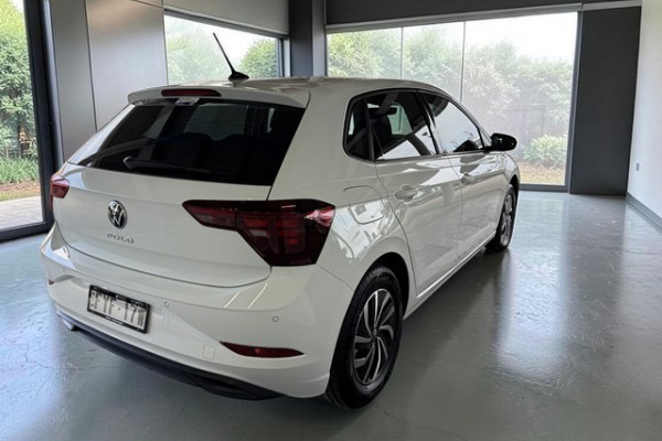 2025 Volkswagen Polo AE 85TSI Life Hatch Image 6