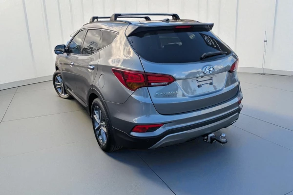 2017 MY18 Hyundai Santa Fe DM5 Series II Highlander SUV Image 5