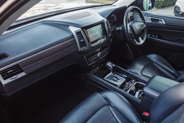 2019 SsangYong Rexton Y400 Ultimate SUV Image 18