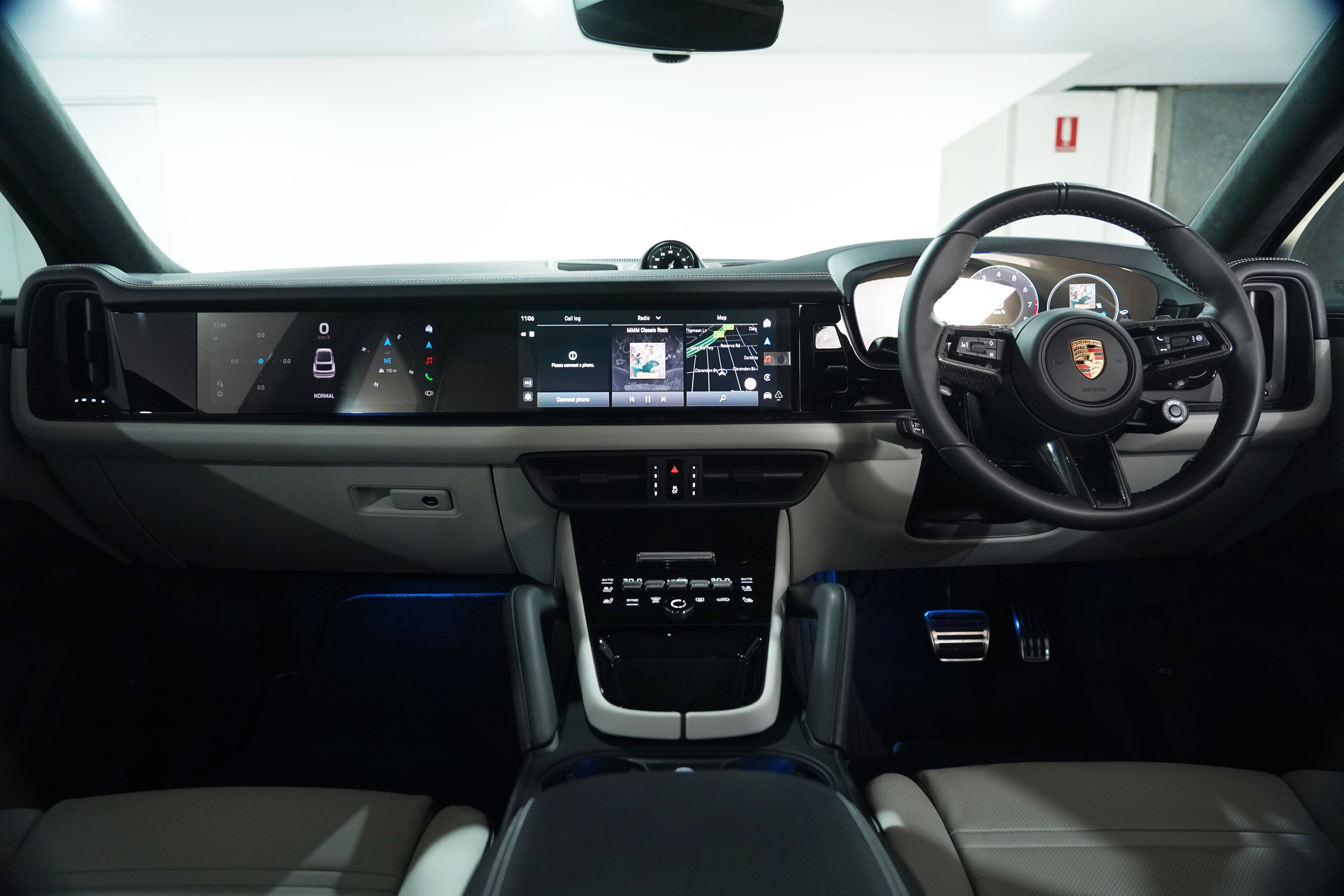 2024 Porsche Cayenne GTS SUV Image 30