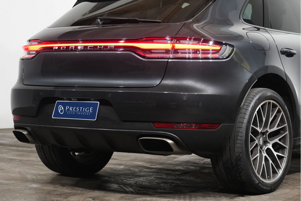 2021 Porsche Macan SUV