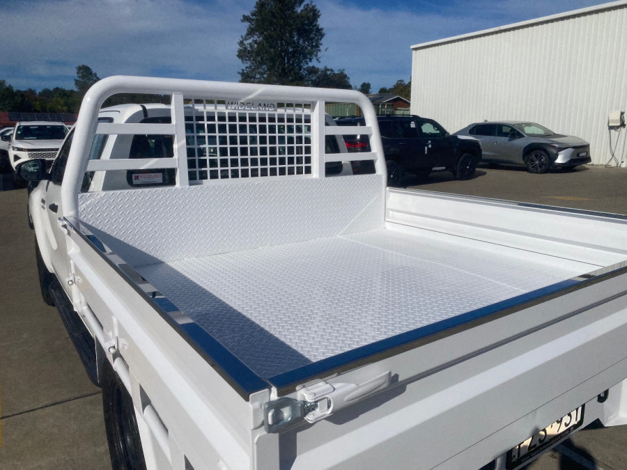 2018 Toyota HiLux  SR Double Cab Pick Up Image 17